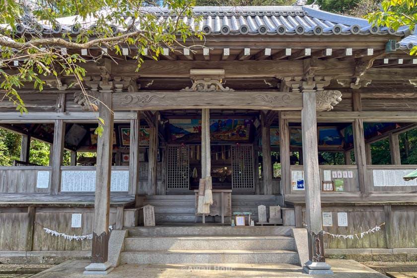 Nushima Hachiman shrine